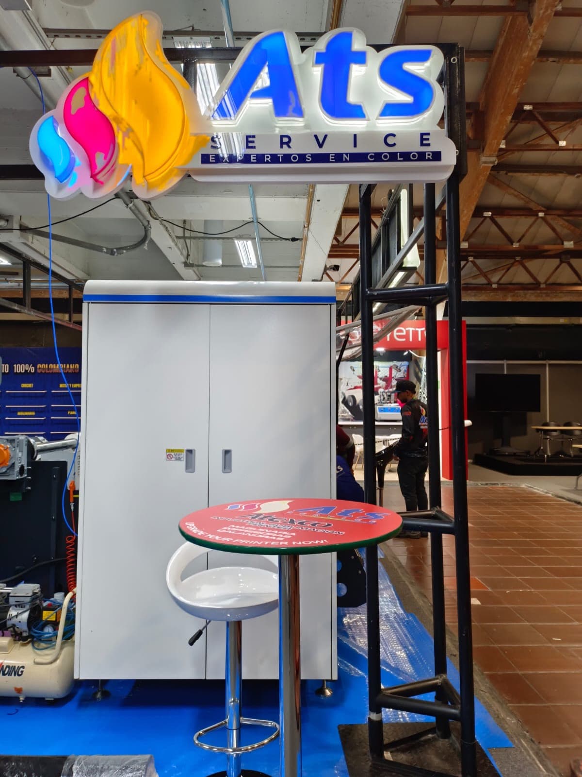 Stand de Ats Service en una feria de la industria textil